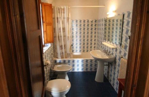 Petrognano Apartment | Authentic cottage near a cozy restaurant in a small village