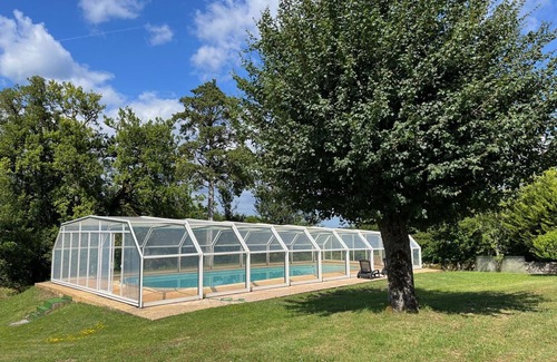 Campagnac-les-Quercy Cottage | Authentic Périgourdine House with Pool and Wifi