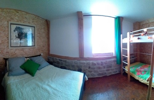 Lachapelle-Graillouse Other | Authentic restored farmhouse for lovers of the great outdoors.