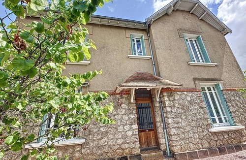 La Ferte-Hauterive Cottage | Authentic home in nature with comfort included