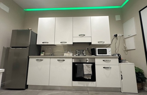 Triggiano House | Authentic Local Stay in historic center;Jacuzzi, Full Kitchen & Central Location