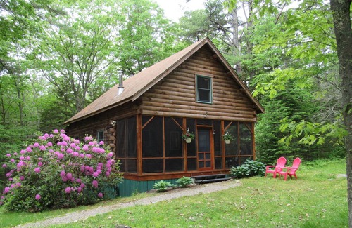 Boothbay Harbor Cabin | "Authentic "Log Cabin in Boothbay Harbor Maine