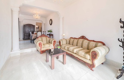Zona Paseo Montejo Apartment | Authentic Mérida a Block from Montejo, Fast Wi-FI