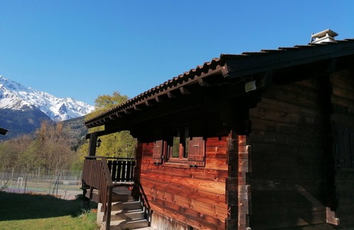 La Ferriere Ski Chalet | Authentic mountain chalet with view - sauna- Norwegian bath