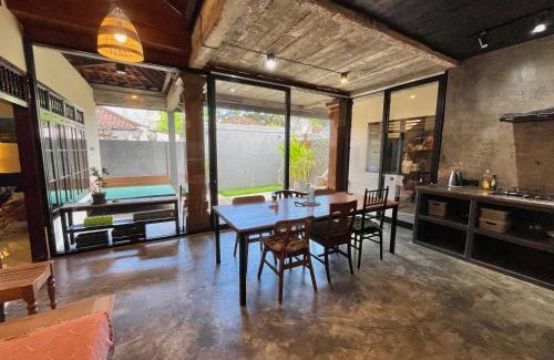 Pratama House | Authentic Nusa Dua home, 4BR, Renovated 2025