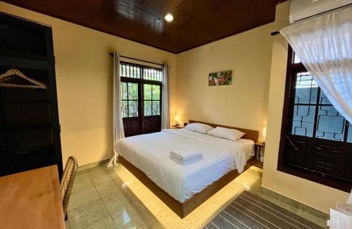 Pratama House | Authentic Nusa Dua home, 4BR, Renovated 2025