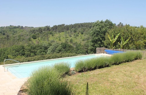 Sergeac House | Authentic Périgourdine, spacious and charming, with flower-filled garden