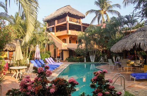 Brisas de Zicatela Apartment | Authentic pool-side apt studio w/full kitchen, 1min walk to beach, free yoga
