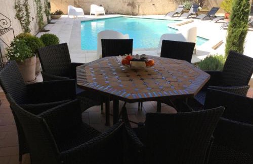 Senas House | authentic provencal mas with pool, in the countryside of the village of sénas, close to the luberon and the alpilles, sleeps 8.