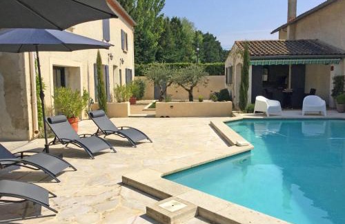Senas House | authentic provencal mas with pool, in the countryside of the village of sénas, close to the luberon and the alpilles, sleeps 8.