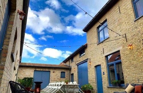 Lampernisse House | Authentic spacious holiday home - idyllic location - surrounded by