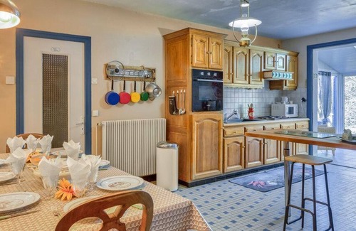 La Trinite Cottage | Authentic Stay at Medieval Mill - Pets Welcome