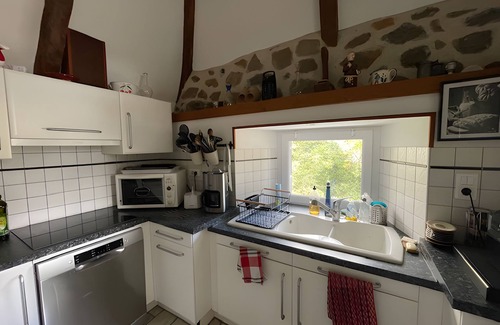 Lacroix-Barrez House | Authenticity & Comfort in the Charmalex Barn with Countryside View