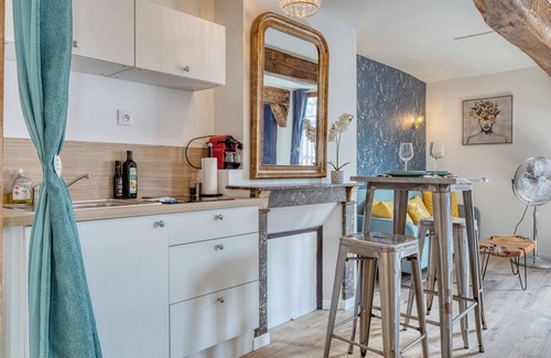 Quartier Saint-Marc - Croix de Pierre - Saint-Nicaise Apartment | Authentique 3 : nid urbain au charme envoûtant en plein coeur de Rouen