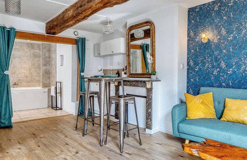 Quartier Saint-Marc - Croix de Pierre - Saint-Nicaise Apartment | Authentique 3 : nid urbain au charme envoûtant en plein coeur de Rouen