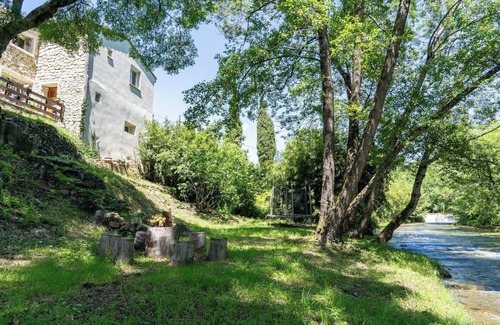 Alba-la-Romaine House | Authentique Maison D'ardèche Avec Piscine
