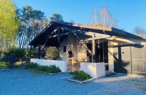 Pontenx-les-Forges House | Authentisches Landhaus am Wald Nahe des Atlantiks