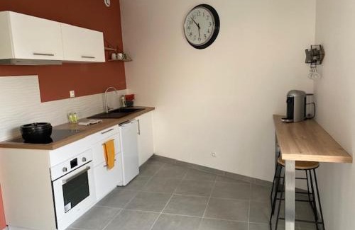 Prunay Apartment | Autour de la bulle