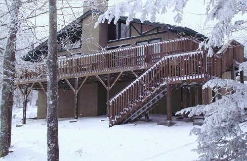 Beech Mountain Ski Chalet | Autumn at Beech/nMountain Views, Stone Fireplace, & Cozy Comforts