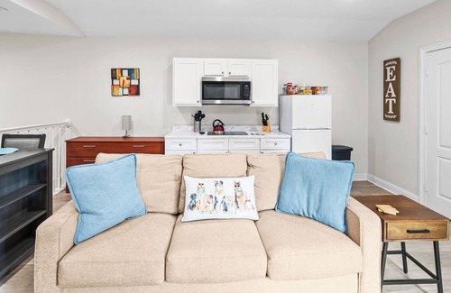 San Jose House | Autumn Deal! Glam It Up Studio~5m Charming San Marco~Sleeps 3