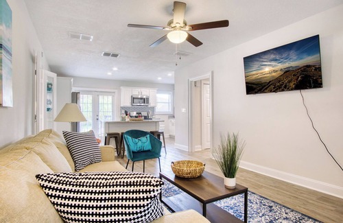 San Jose House | Autumn Deal! San Marco Retreat~Fam Trip~Home plus studio~Sleeps12~5Br