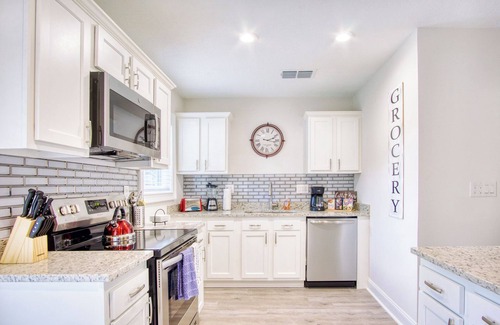 San Jose House | Autumn Deal! San Marco Retreat~Fam Trip~Home plus studio~Sleeps12~5Br