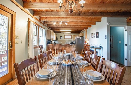 Snowshoe House | Autumn Escape | Indoor Plunge Pool + 22 Guests