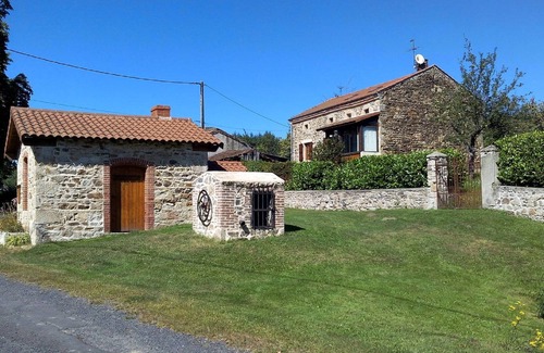 Saint-Martin-d'Ollieres House | Auvergne Park Livradois Forez