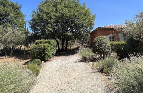 Aups Cottage | "aux 2 Chênes" Gîte de Vacances Dans le Parc Naturel du Verdon