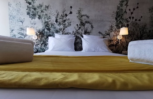 Miserey-Salines Hotel | Aux Ateliers