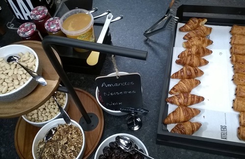 Miserey-Salines Hotel | Aux Ateliers