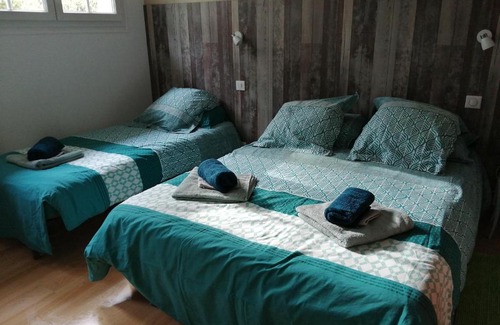 Mailhac-sur-Benaize Hotel | Aux Berges du Lac de Mondon