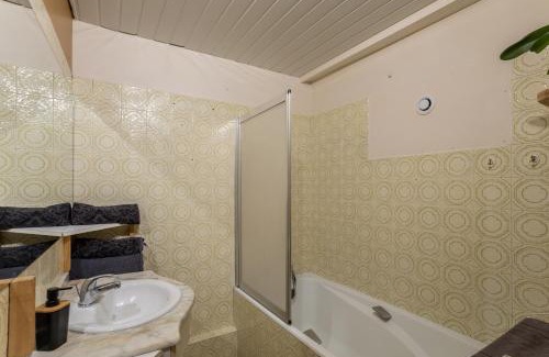 Marnaz Apartment | Aux Bois dHermy