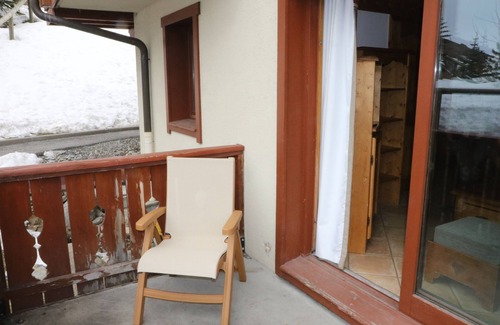 Reberty Apartment | AUX MENUIRES APARTMENT IN LUXURY RESIDENCE SLEEPS 6. 2 BEDROOMS.