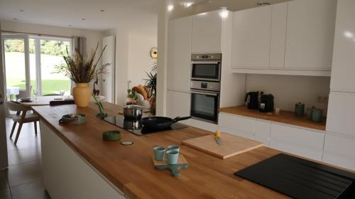 Thy-le-Chateau Apartment | Aux portes des lacs