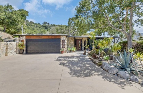 Carmel Valley House | Available For Car Events. Super Cool Mid Century!