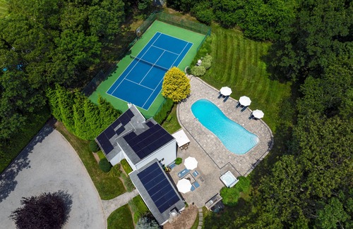 Speonk House | *Available for Ryder Cup!* | Pool, Hot Tub, Tennis, Fire Pit | Close to Beach