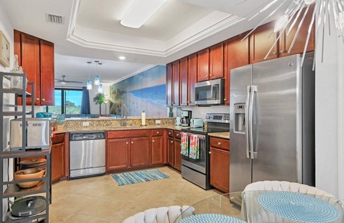Lakewood Ranch Condo | 🦩Available For Season 2026~ Par for the Course! 🦩
