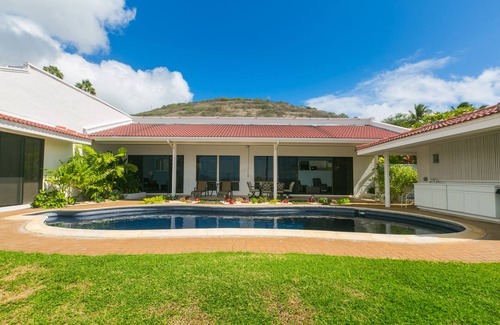 Hawaii Kai House | AVAILABLE FOR SPRINK BREAK! Private pool and Panoramic ocean views