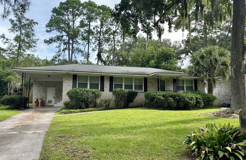 Savannah House | Available Now! Early Street Executive Rental- hospitals,HAAF,10 min to downtown