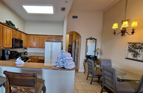 Florida Central Atlantic Coast Condo | AVAILABLE NOW SEPT 28-OCT 5 POOL LAKE DISNEY FIREWORK VIEW 9PM LOVELY 1BDR 2BTH