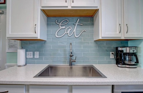 Carolina Beach Condo | Avalon's Cove: Ocean Views, Pool, Near Boardwalk, Luxury Amenities
