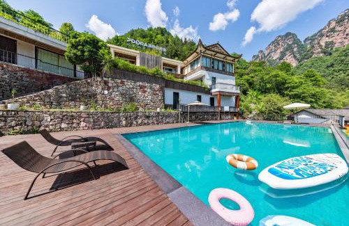 Wulingyuan Hotel | Avatar Peaks Resort - English Service - Complimentary Shuttle to Forest Park Ticket Gate