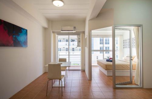 Kram Apartment | Avatara Condo B24 by malai