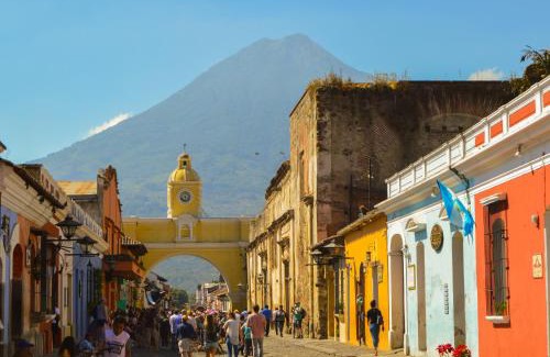 Antigua Guatemala House | Ave del Paraiso Guest House