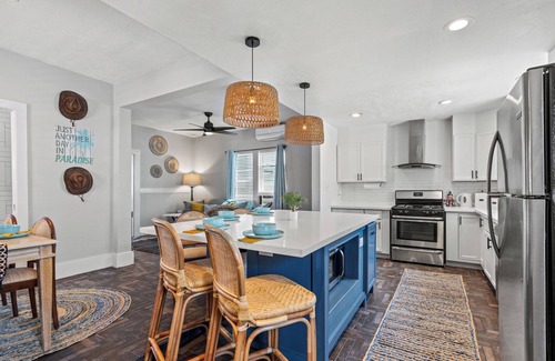 Galveston Apartment | Ave R - Coastal Escape