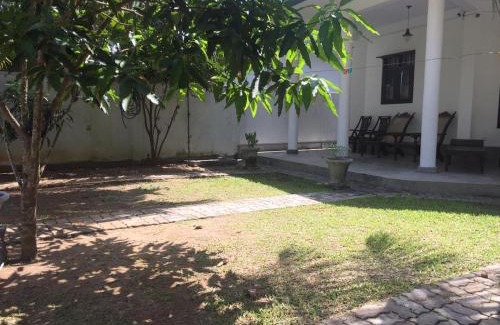 Weligama Villa | Avendra Holiday Inn Weligama