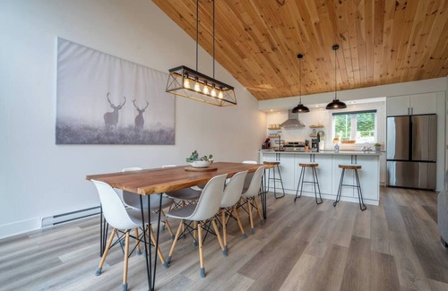 Saint Come Ski Chalet | Aventura | Family, Spa, Fireplace, Privacy, Relaxation