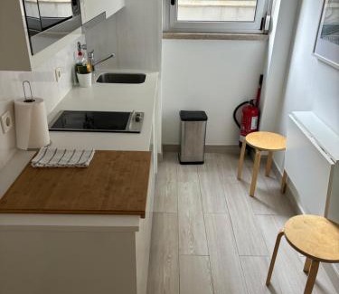 Sao Sebastiao da Pedreira Apartment | Avenue 17