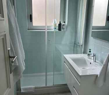 Sao Sebastiao da Pedreira Apartment | Avenue 17